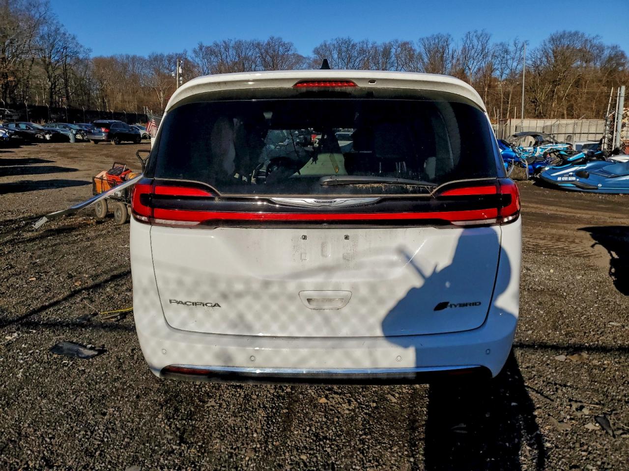 2024 CHRYSLER PACIFICA HYBRID SELECT photo 6