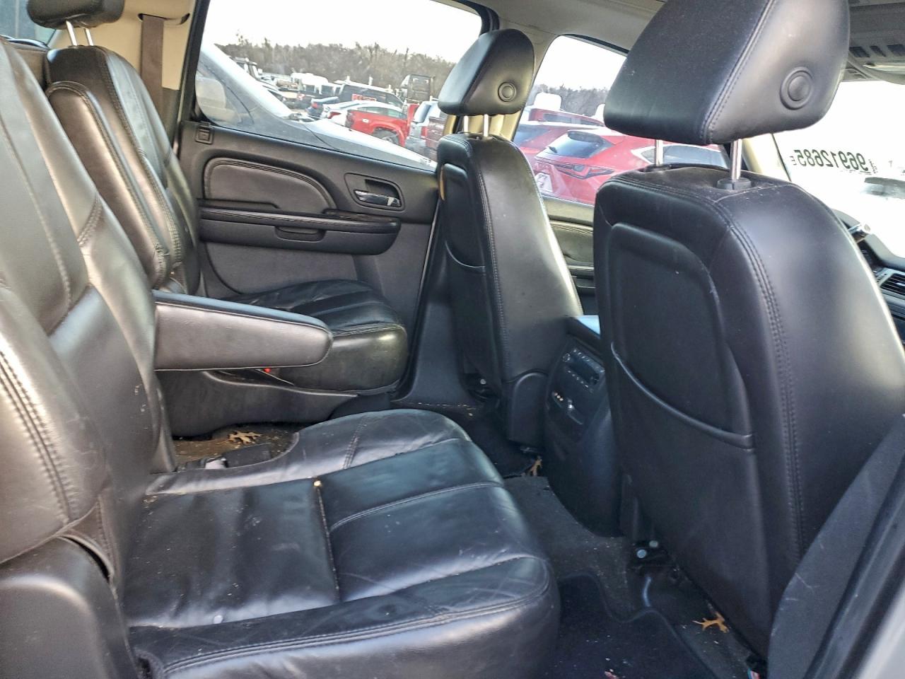 2007 GMC YUKON XL DENALI photo 11