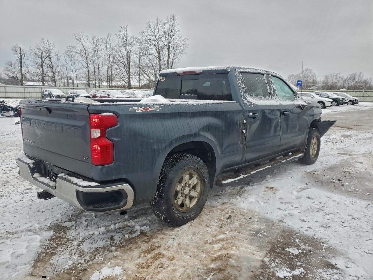 2019 CHEVROLET SILVERADO K1500 LT photo 3