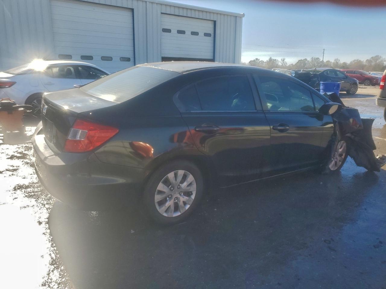 2012 HONDA CIVIC LX photo 3