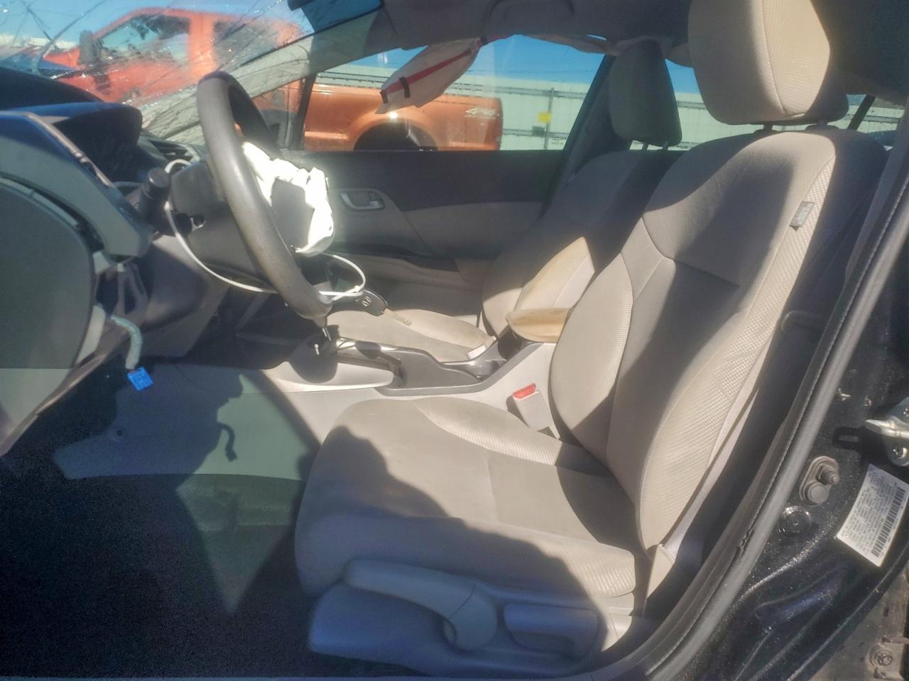 2012 HONDA CIVIC LX photo 7