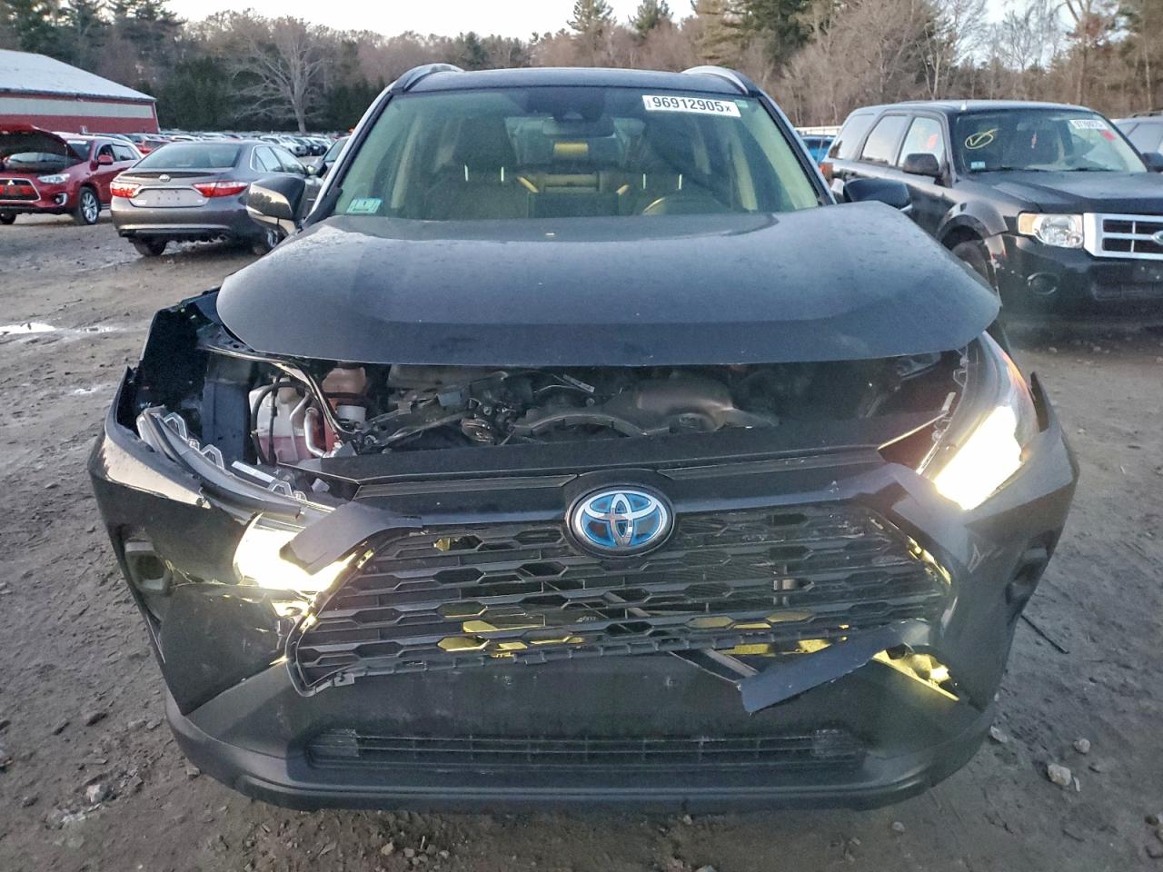 2022 TOYOTA RAV4 XLE PREMIUM photo 5