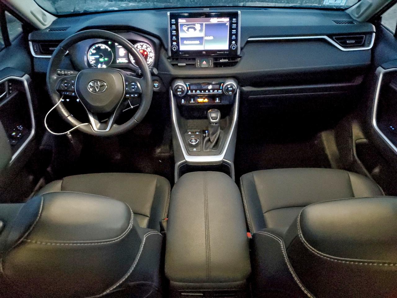 2022 TOYOTA RAV4 XLE PREMIUM photo 8