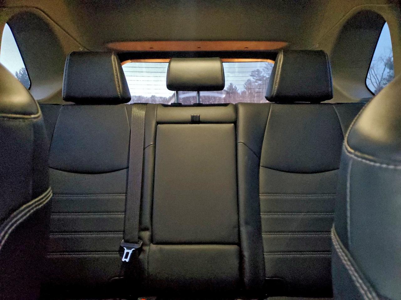 2022 TOYOTA RAV4 XLE PREMIUM photo 10