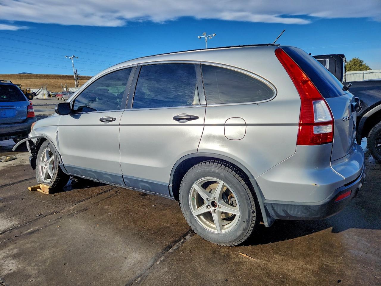 2009 HONDA CR-V LX photo 2