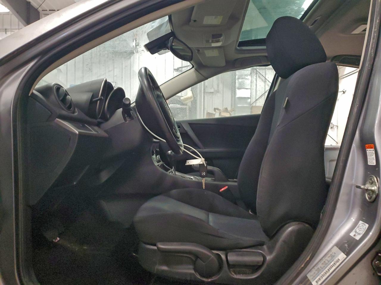 2010 MAZDA 3 I photo 7