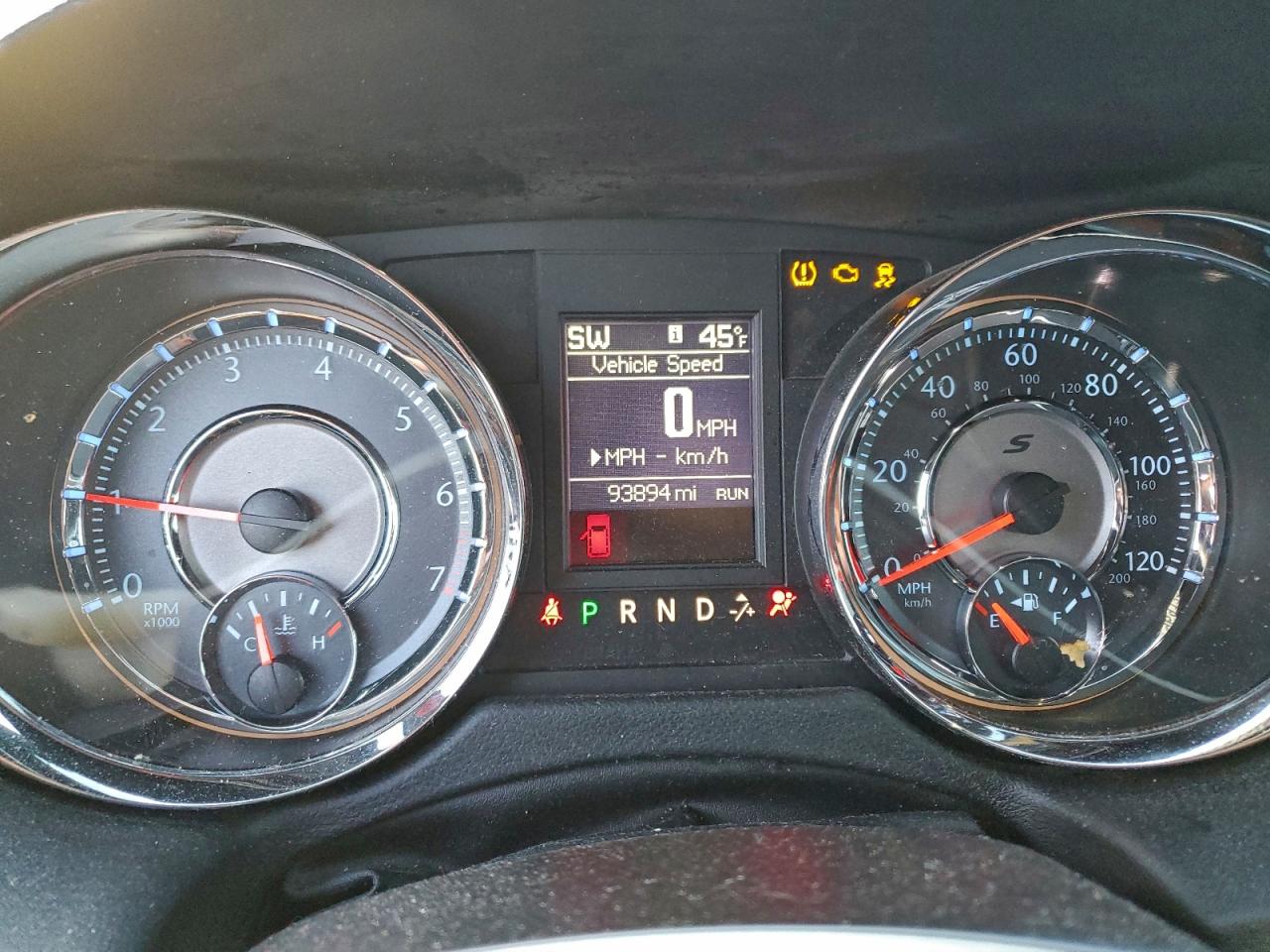 2015 CHRYSLER TOWN & COUNTRY S photo 9