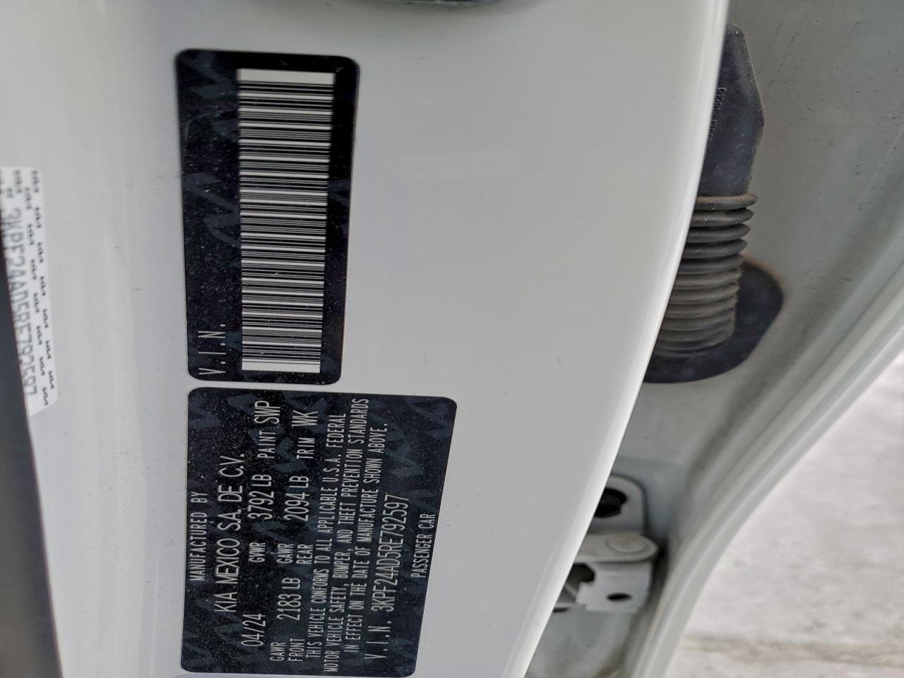 2024 KIA FORTE LXS photo 25