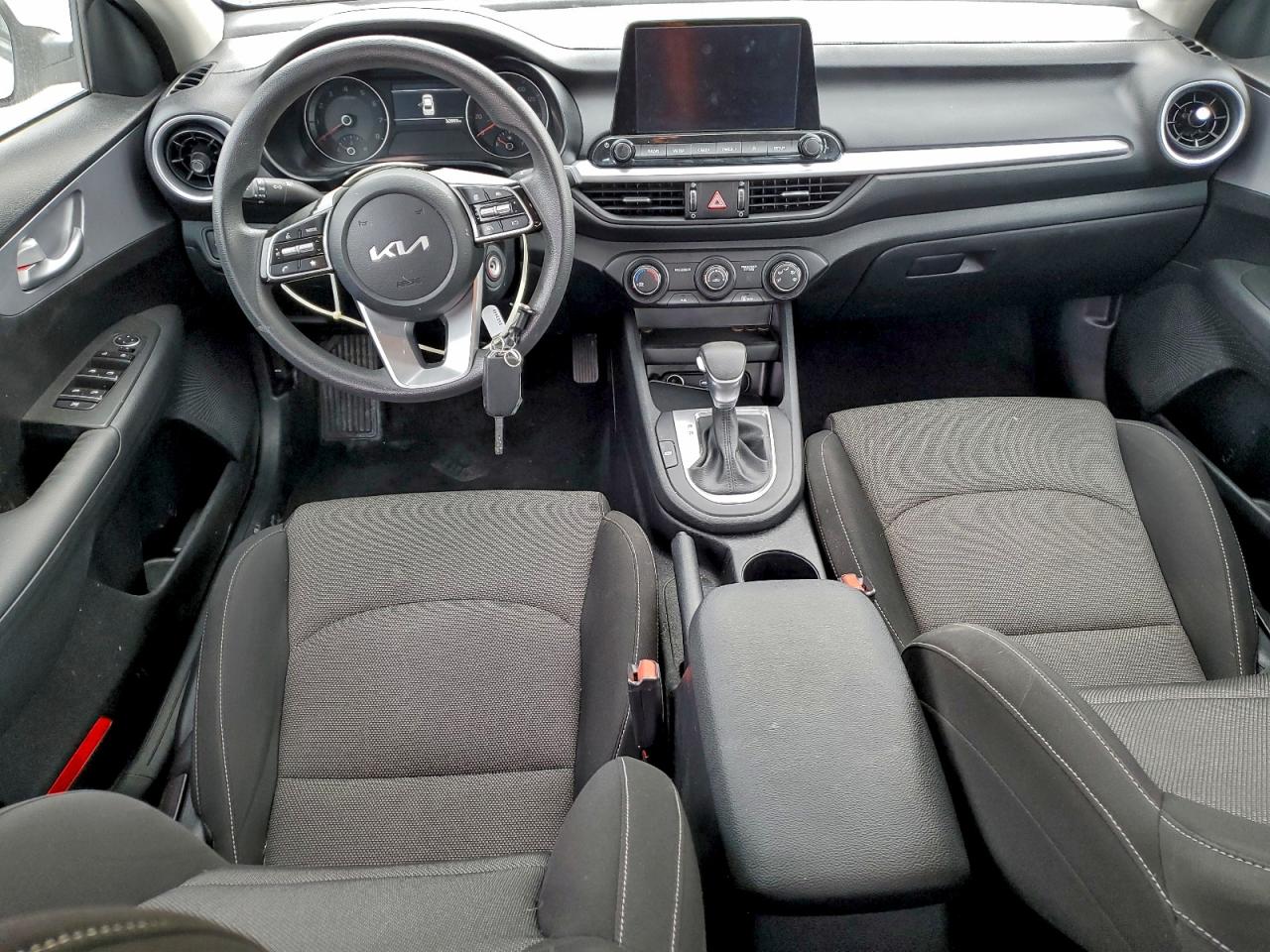 2024 KIA FORTE LXS photo 15