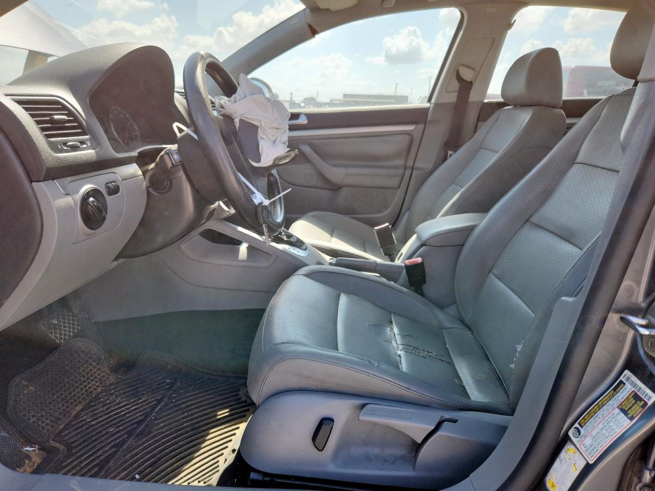 2008 VOLKSWAGEN JETTA SE photo 19