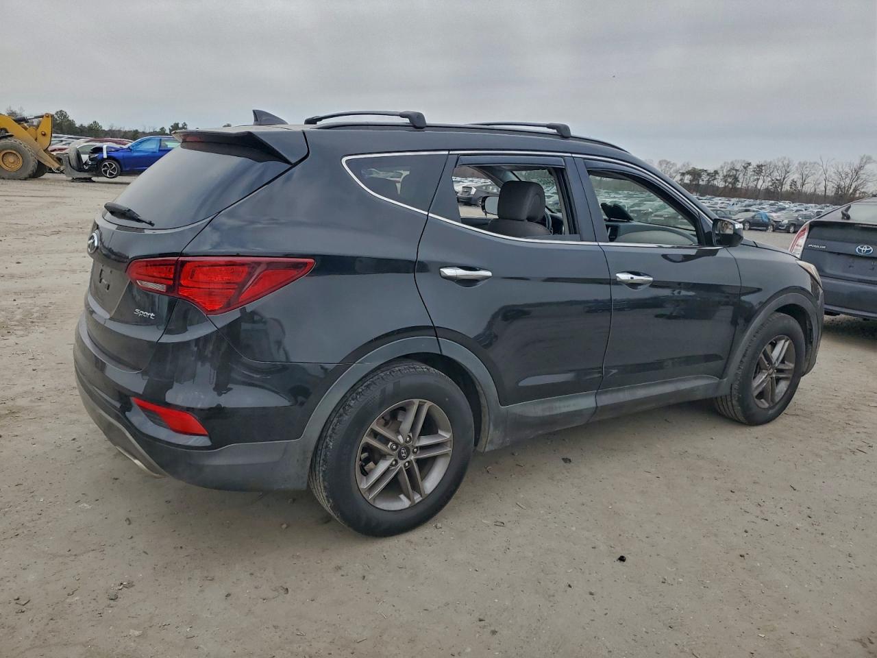 2017 HYUNDAI SANTA FE SPORT photo 3