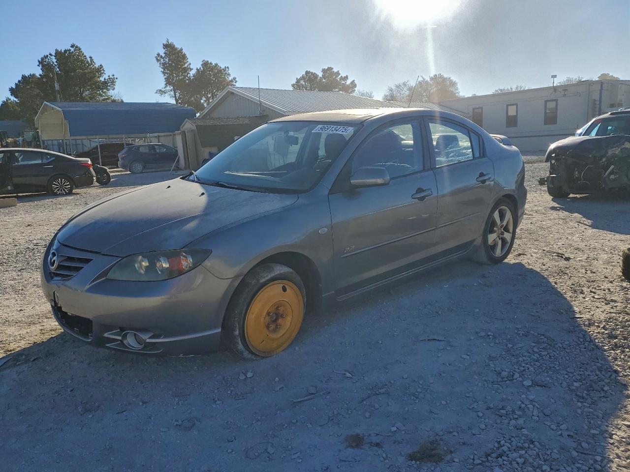 2004 MAZDA 3