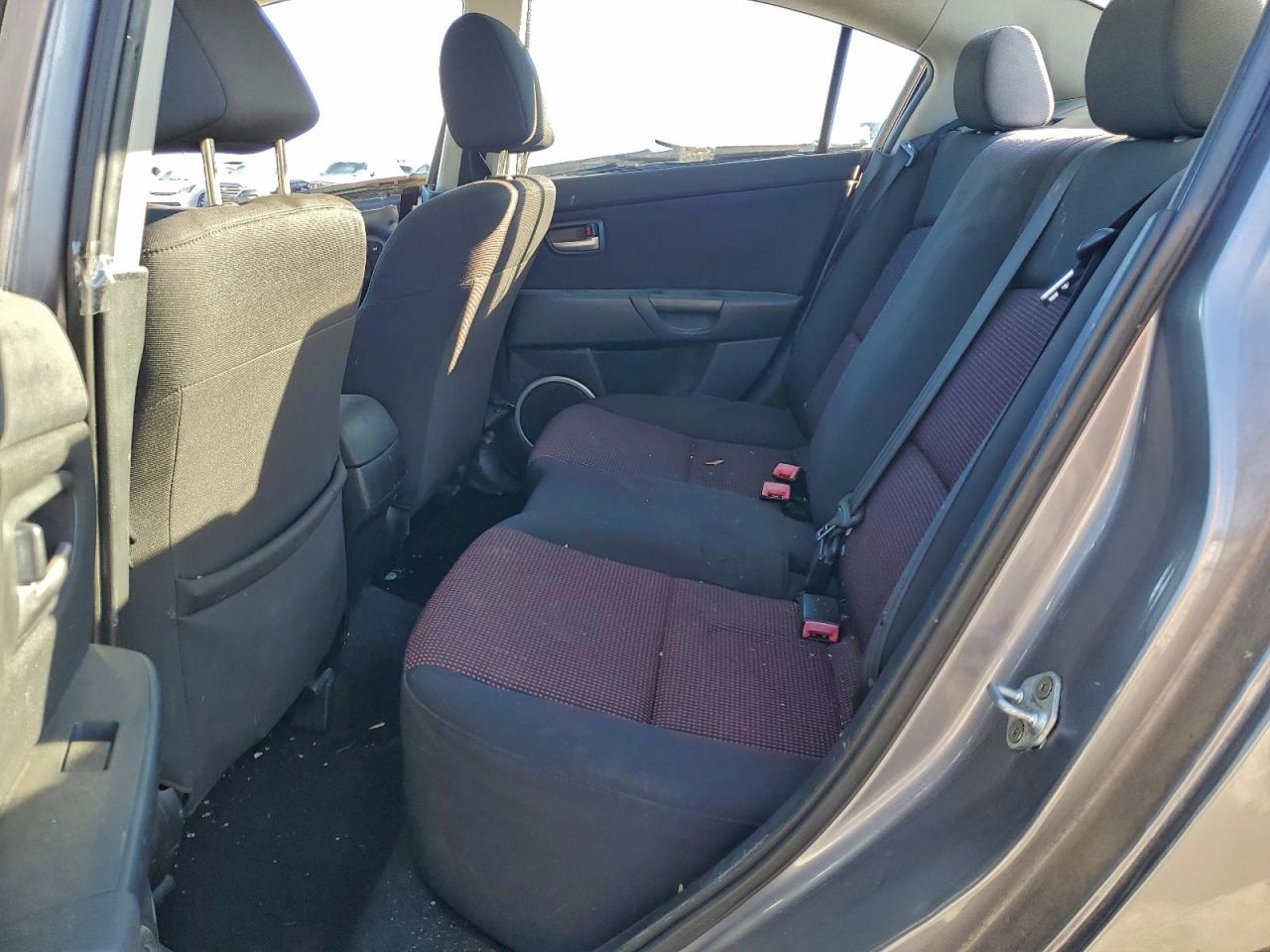2004 MAZDA 3 S photo 10