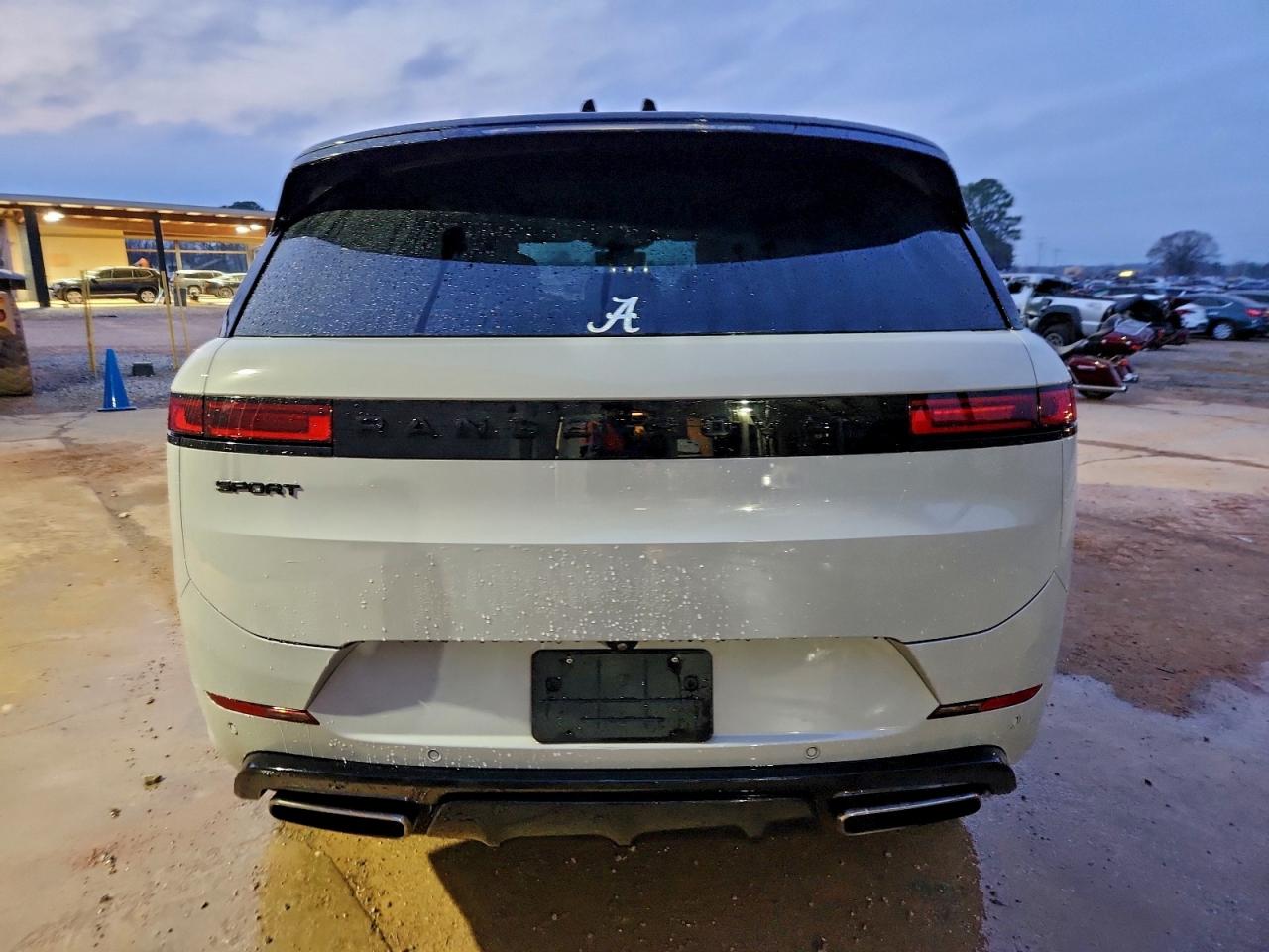 2024 LAND ROVER RANGE ROVER SPORT DYNAMIC SE photo 6