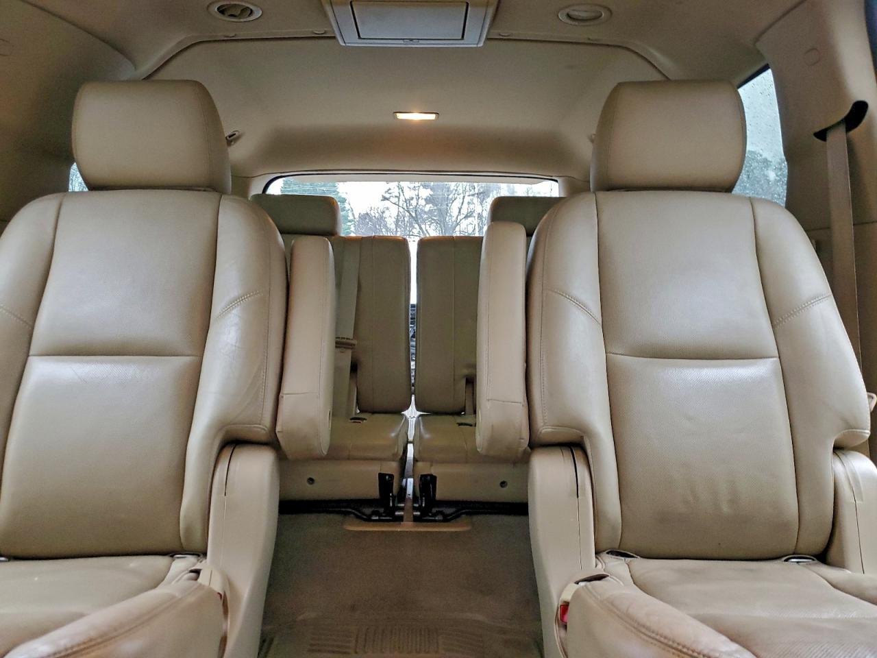 2012 CADILLAC ESCALADE ESV PREMIUM photo 10