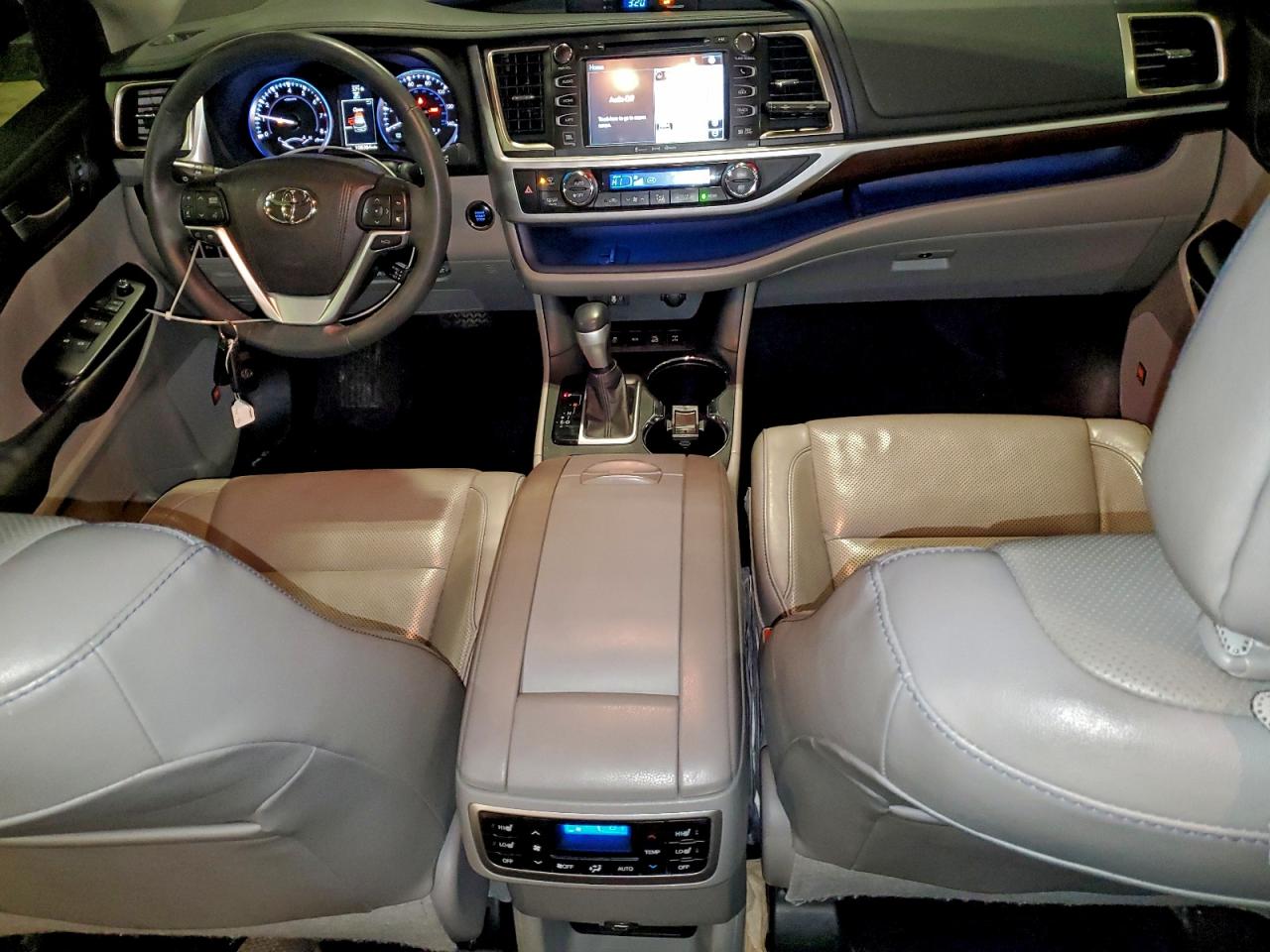 2016 TOYOTA HIGHLANDER LIMITED photo 8