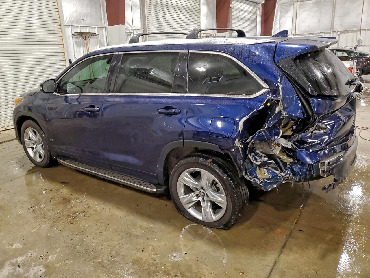 2016 TOYOTA HIGHLANDER LIMITED photo 2