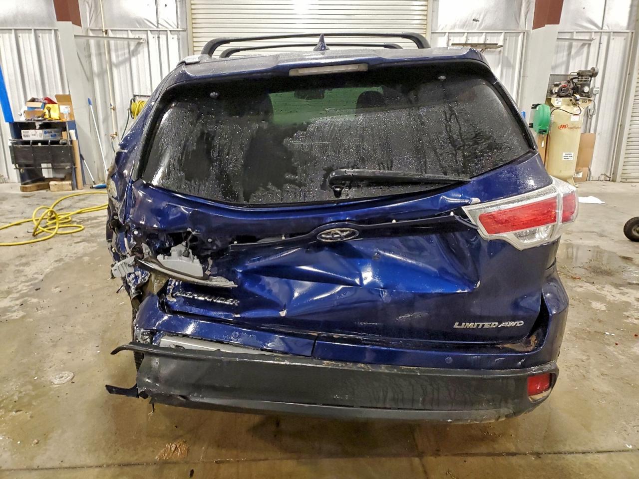 2016 TOYOTA HIGHLANDER LIMITED photo 6