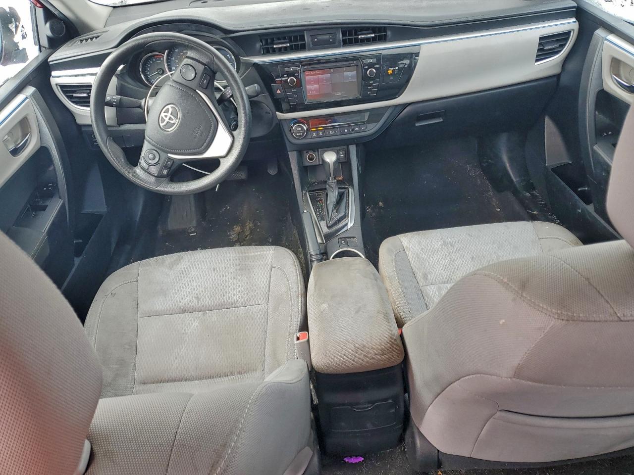 2016 TOYOTA COROLLA L photo 8
