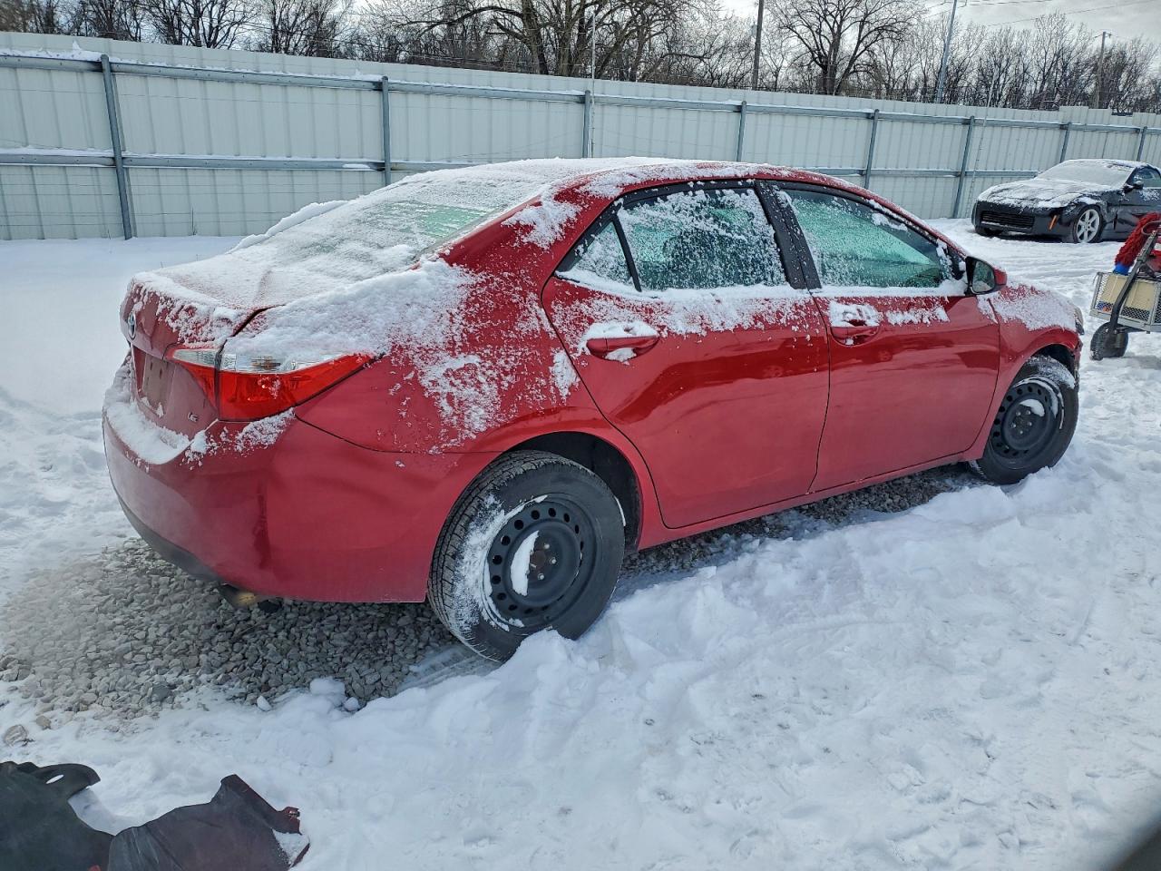 2016 TOYOTA COROLLA L photo 3