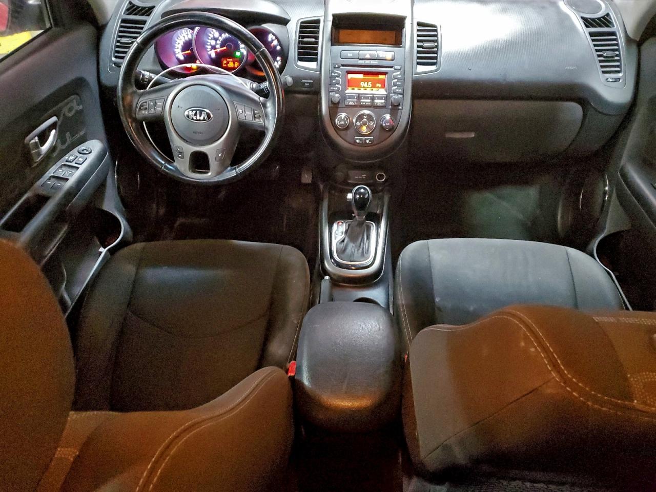 2013 KIA SOUL + photo 8