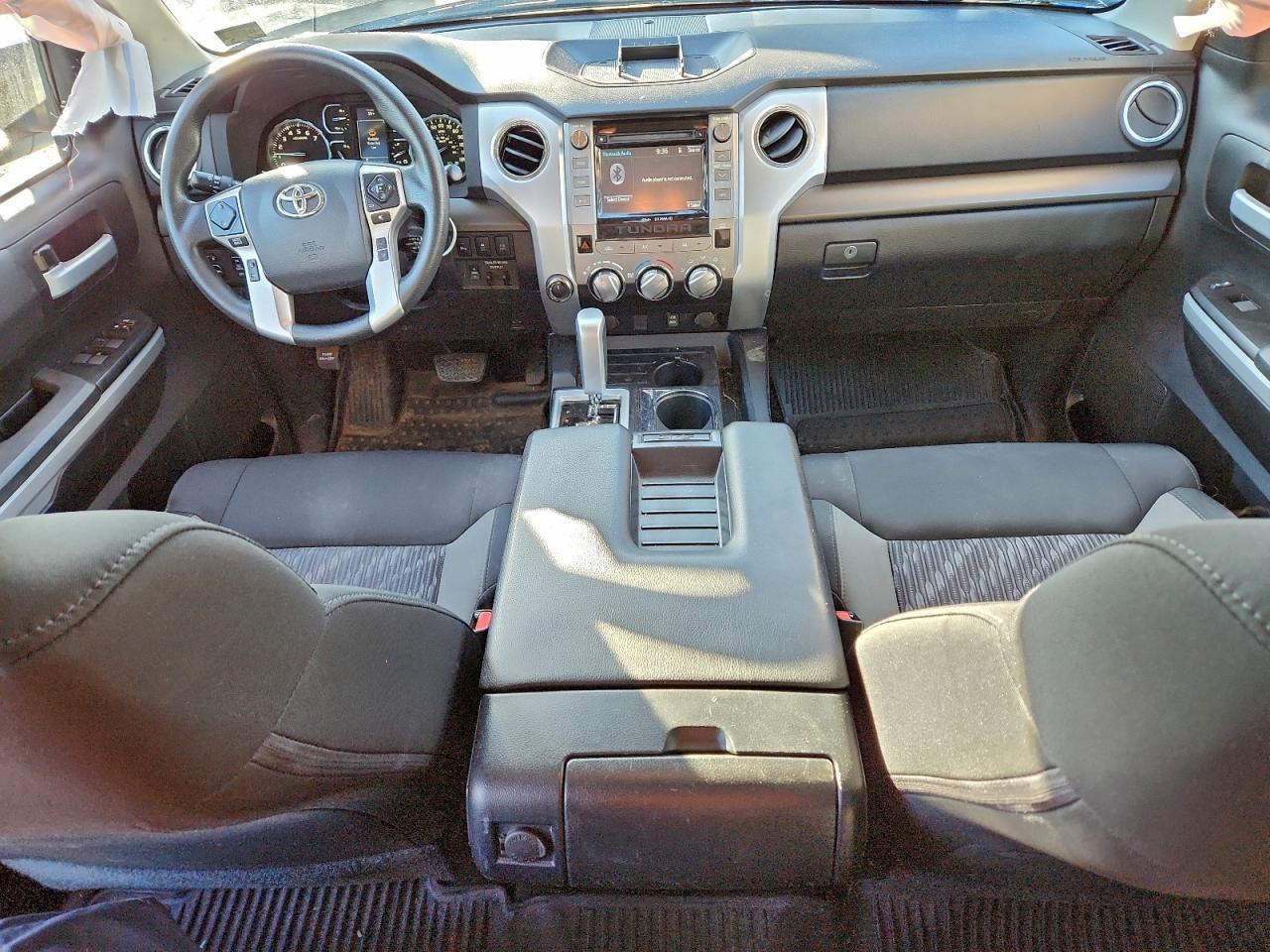 2018 TOYOTA TUNDRA DOUBLE CAB SR photo 8