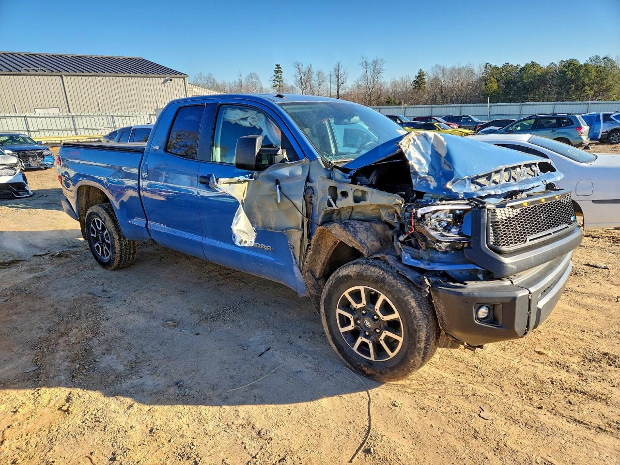 2018 TOYOTA TUNDRA DOUBLE CAB SR photo 4