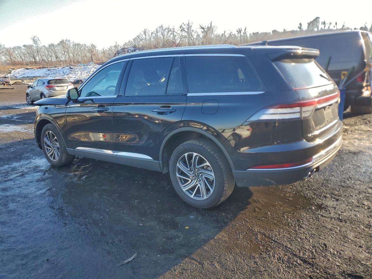 2023 LINCOLN AVIATOR photo 3