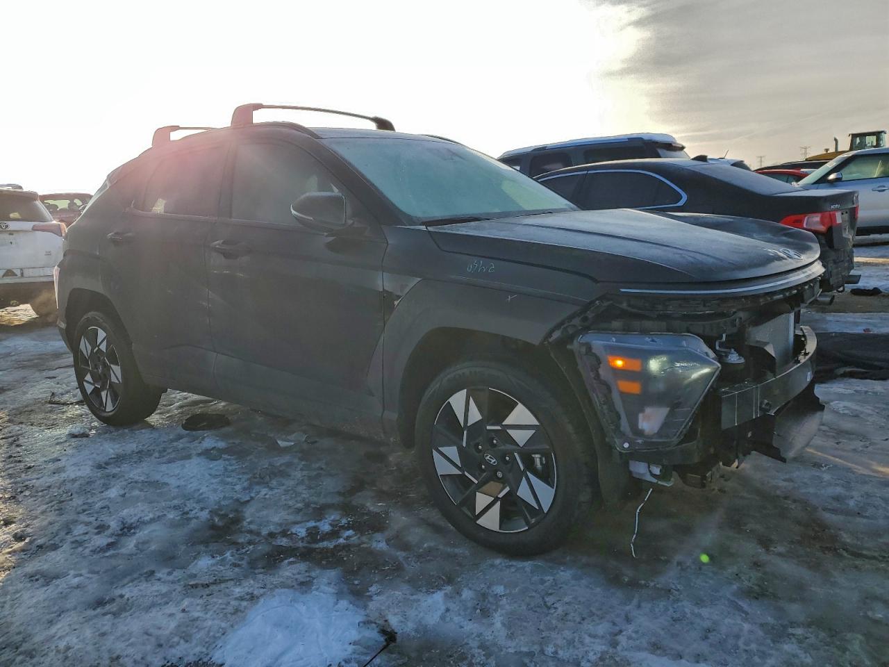 2025 HYUNDAI KONA SEL photo 4