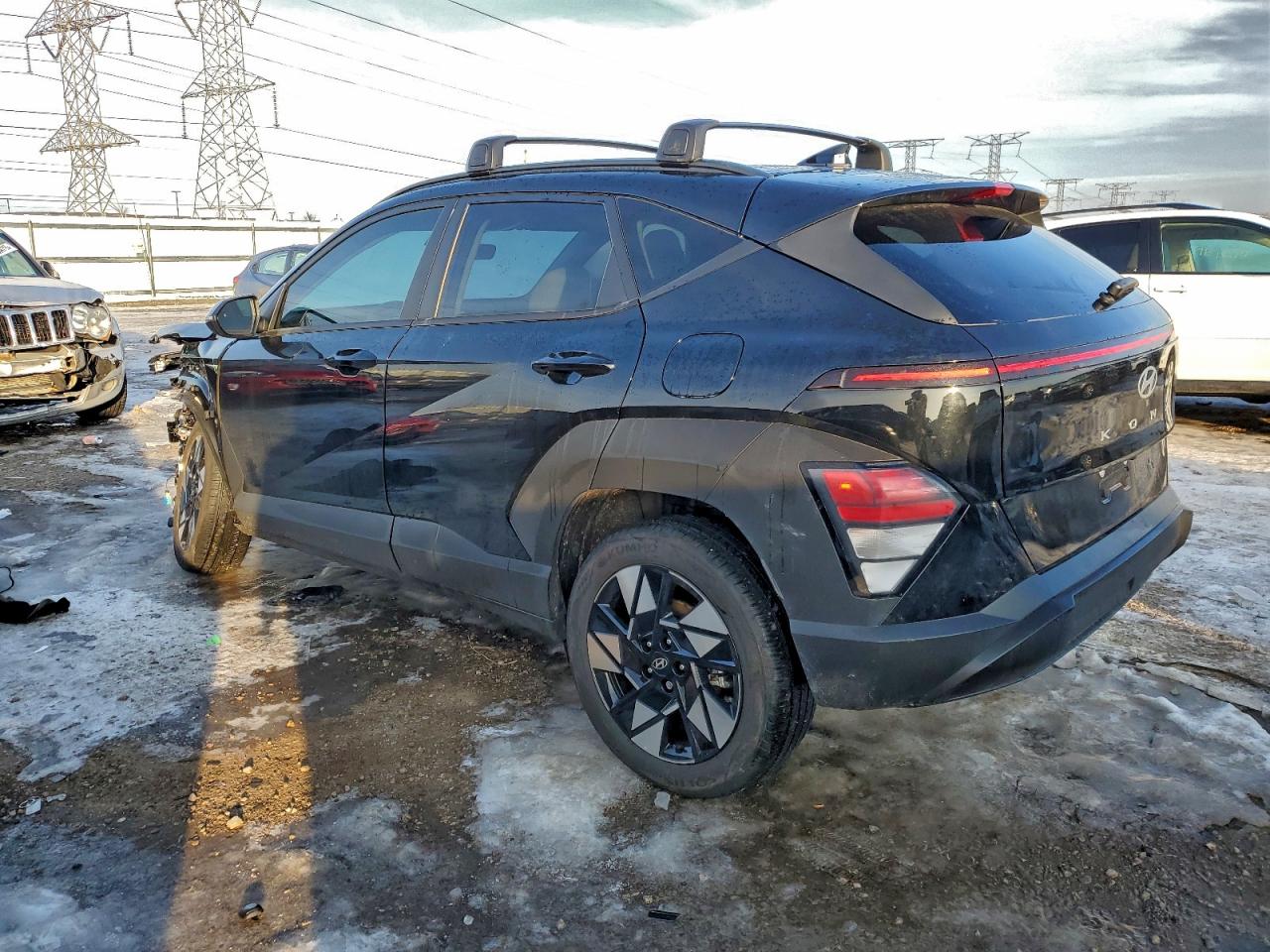 2025 HYUNDAI KONA SEL photo 2