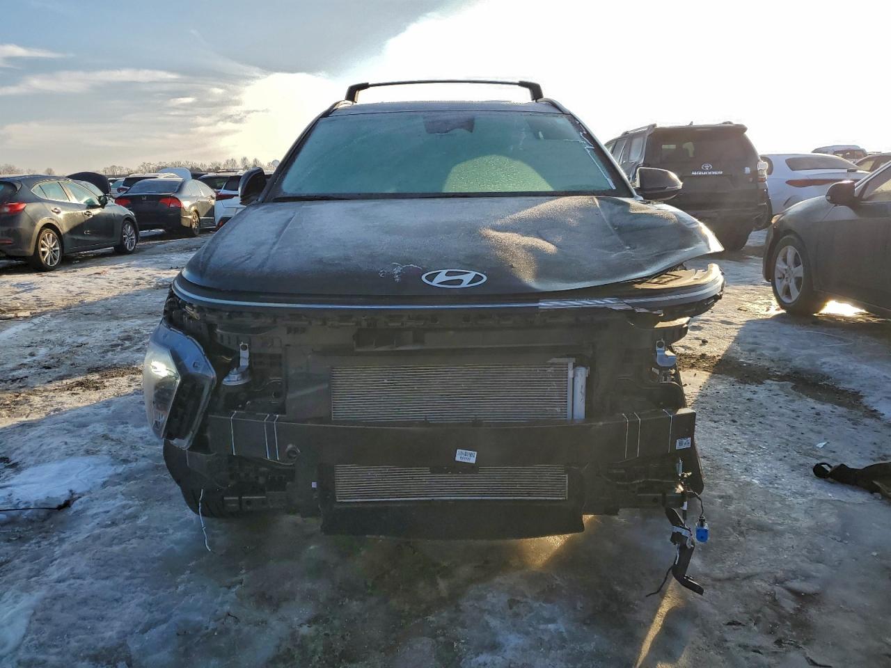 2025 HYUNDAI KONA SEL photo 5