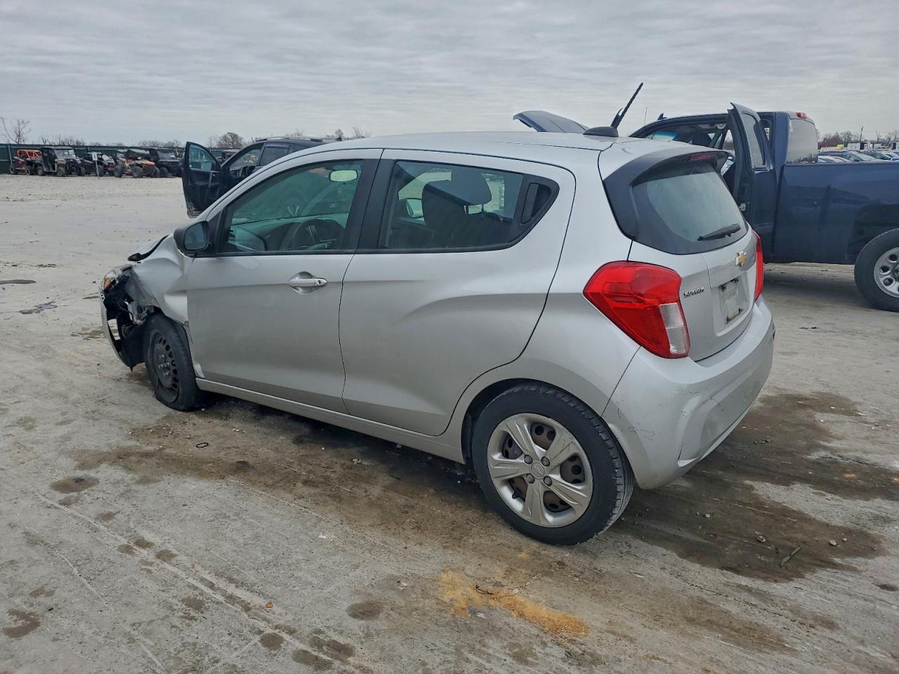 2020 CHEVROLET SPARK LS photo 2