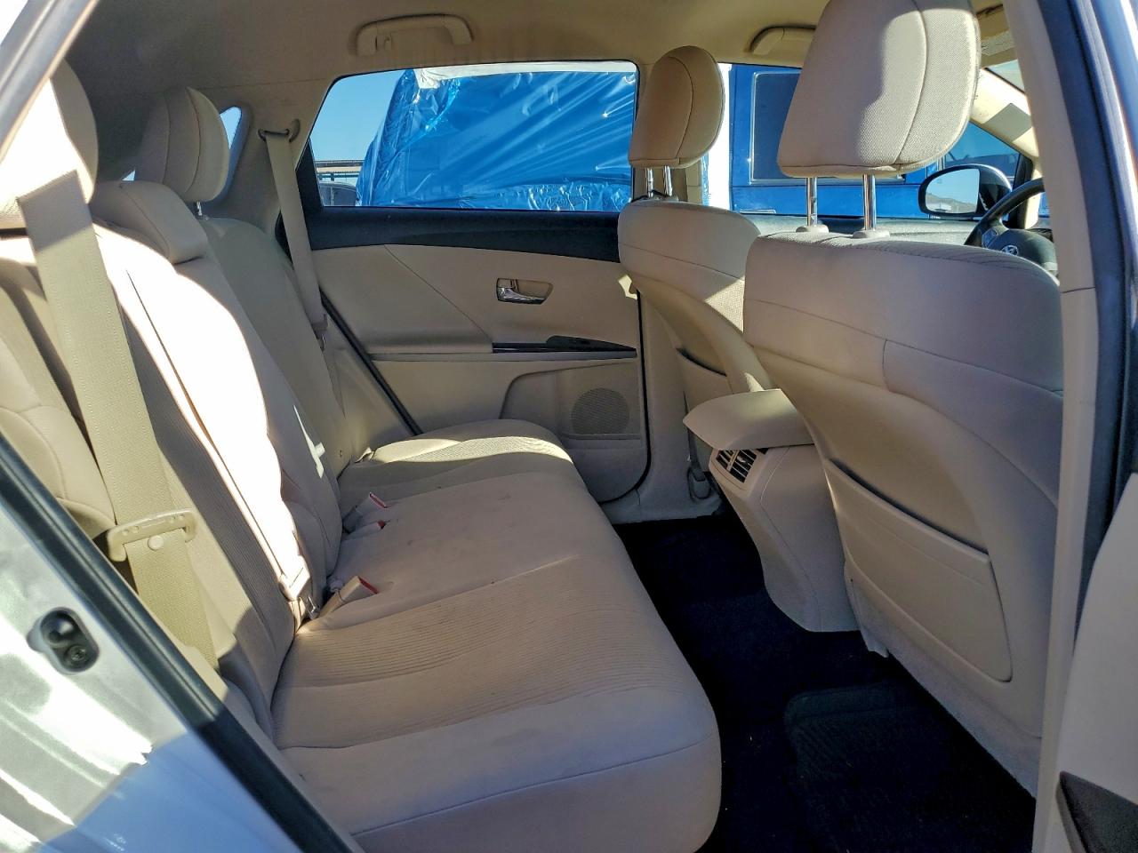 2012 TOYOTA VENZA LE photo 11