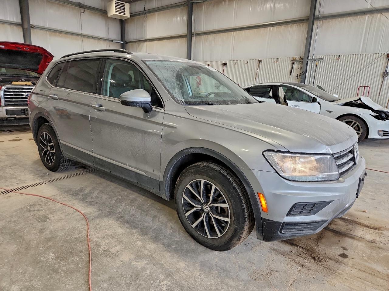 2021 VOLKSWAGEN TIGUAN SE photo 7