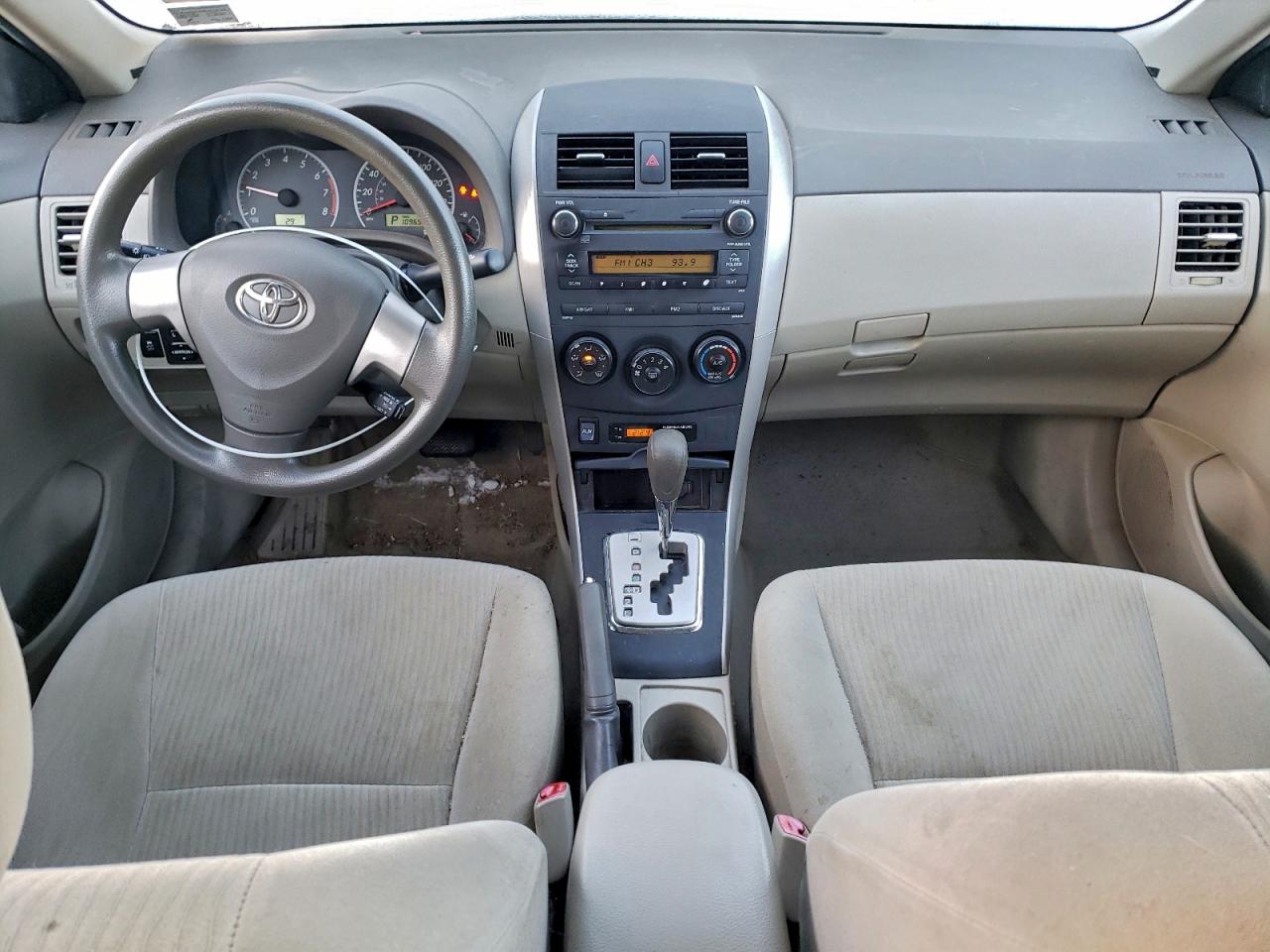 2010 TOYOTA COROLLA BASE photo 8