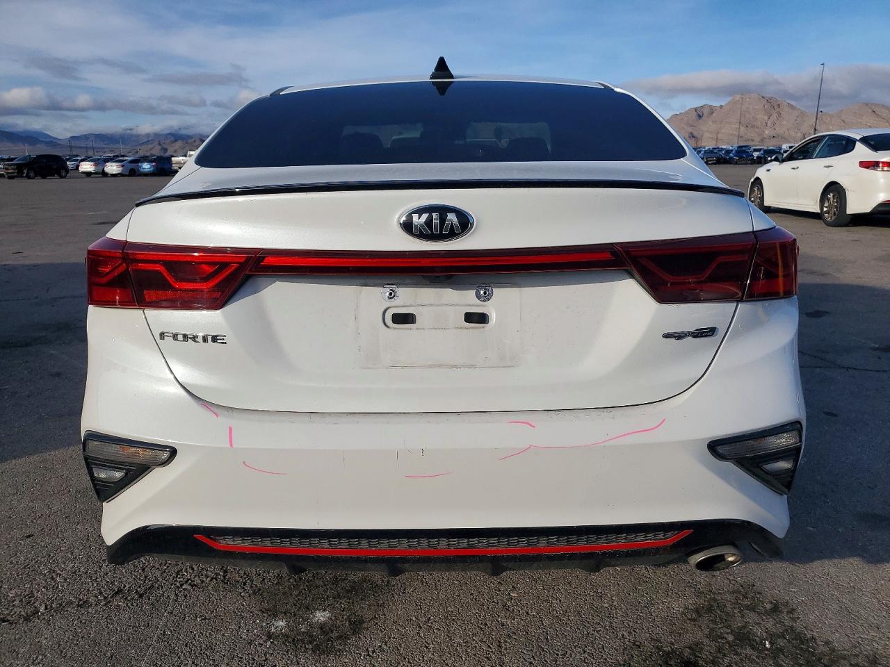 2021 KIA FORTE GT LINE photo 6
