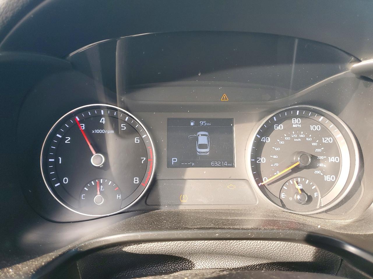 2021 KIA FORTE GT LINE photo 9