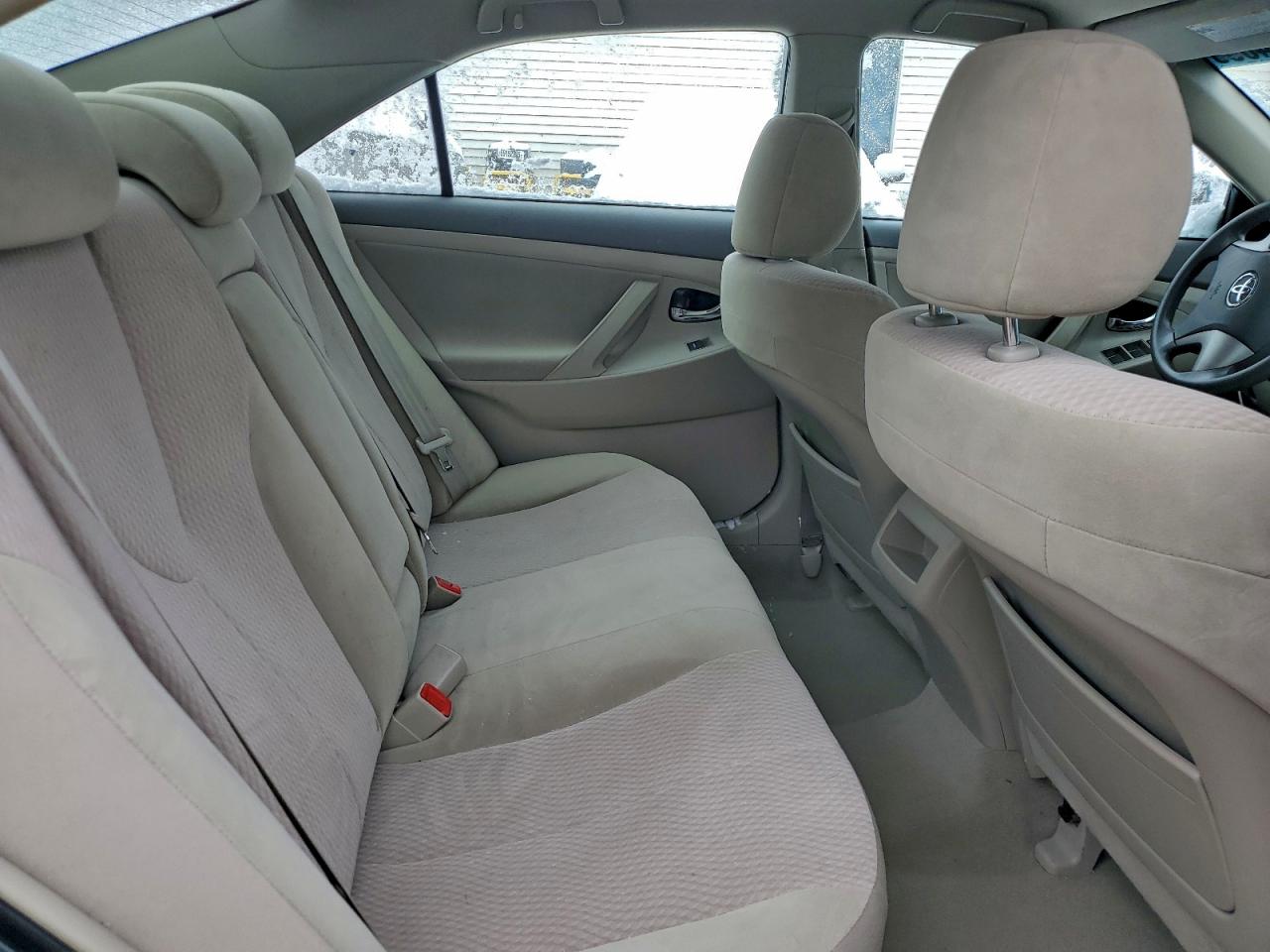 2010 TOYOTA CAMRY BASE photo 10