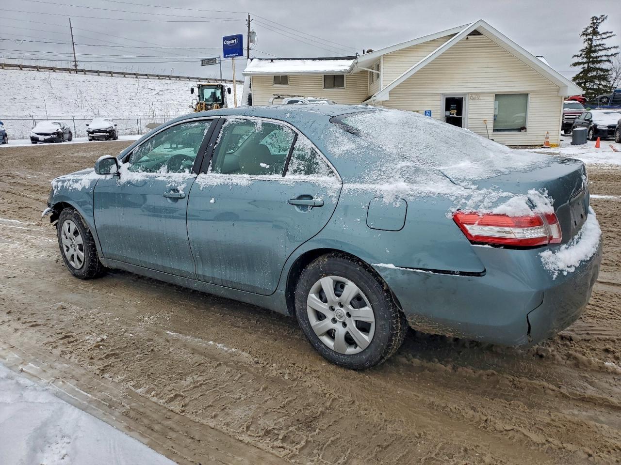 2010 TOYOTA CAMRY BASE photo 2