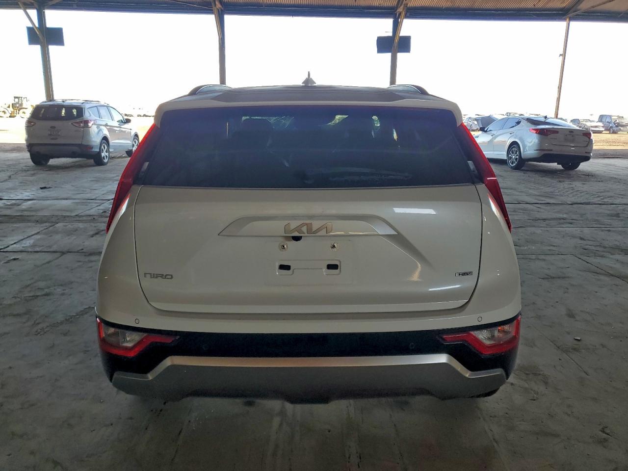 2023 KIA NIRO EX TOURING photo 6