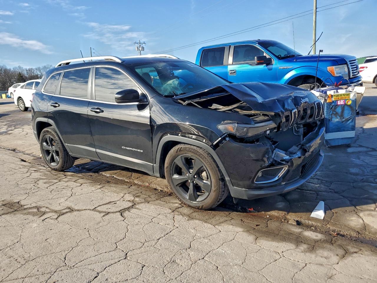 2019 JEEP CHEROKEE LIMITED photo 4