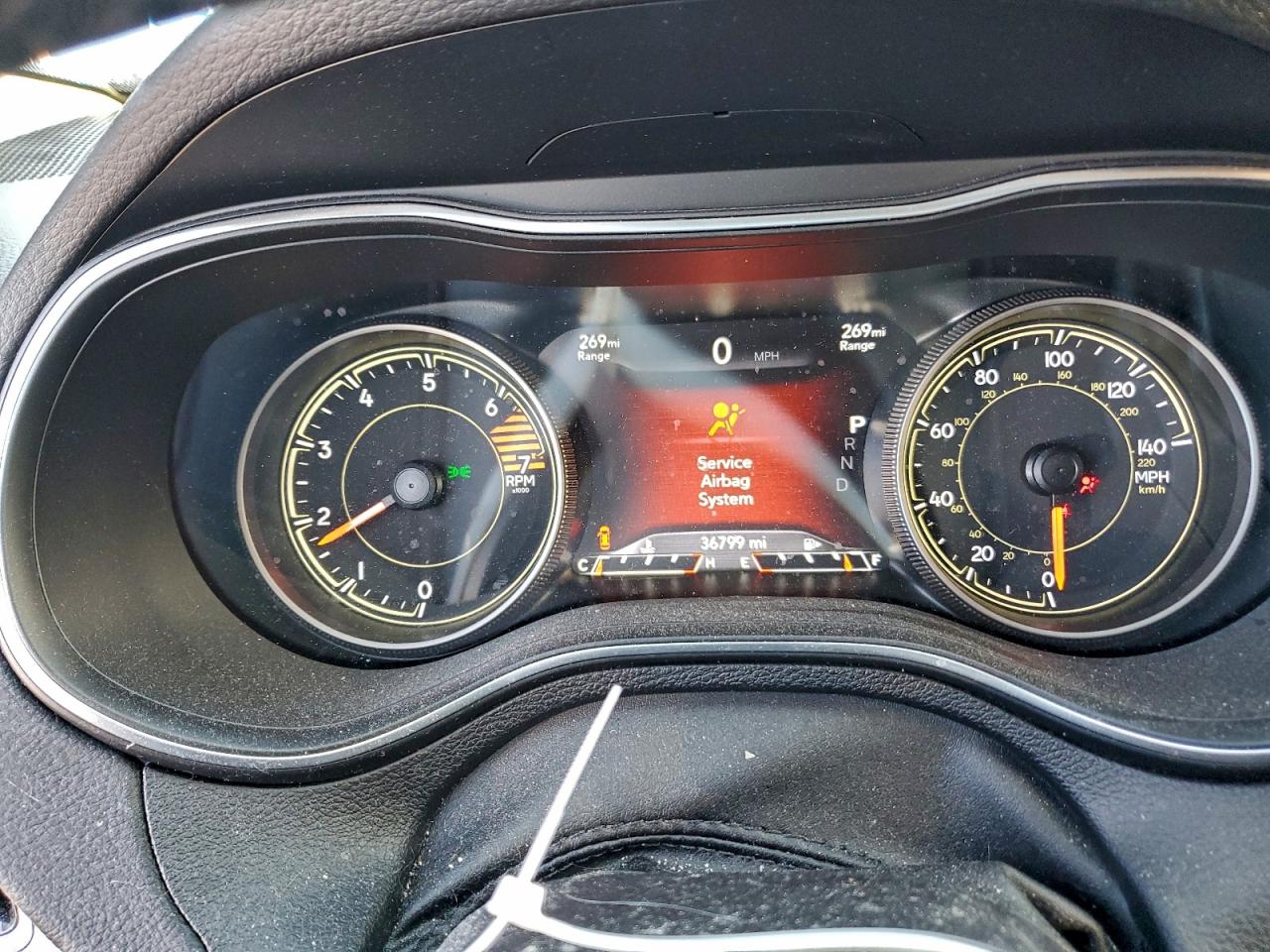 2019 JEEP CHEROKEE LIMITED photo 9