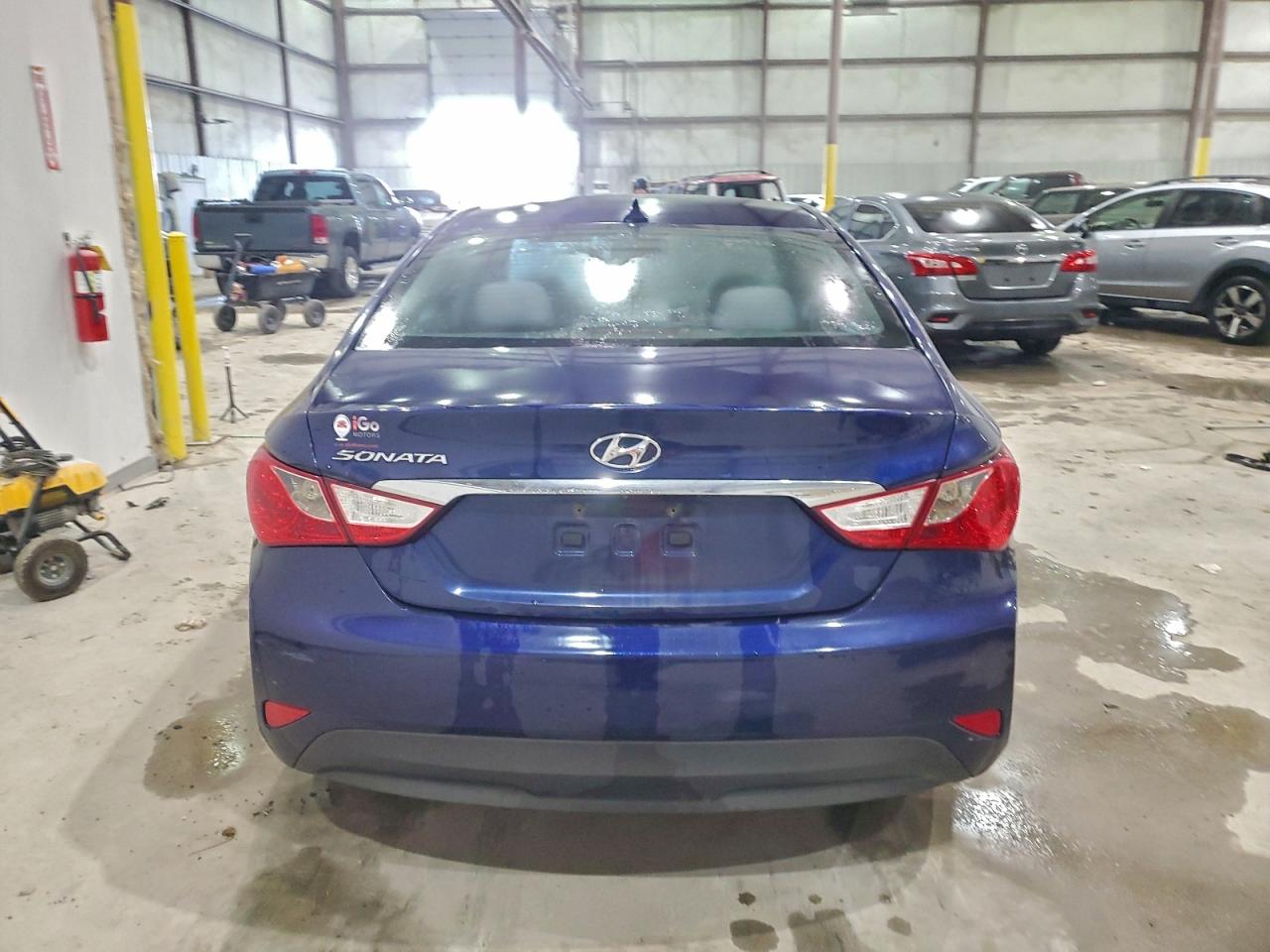 2014 HYUNDAI SONATA GLS photo 6