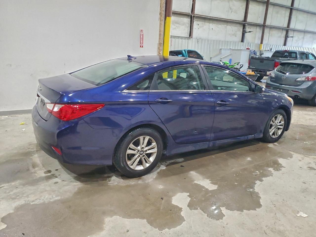 2014 HYUNDAI SONATA GLS photo 3