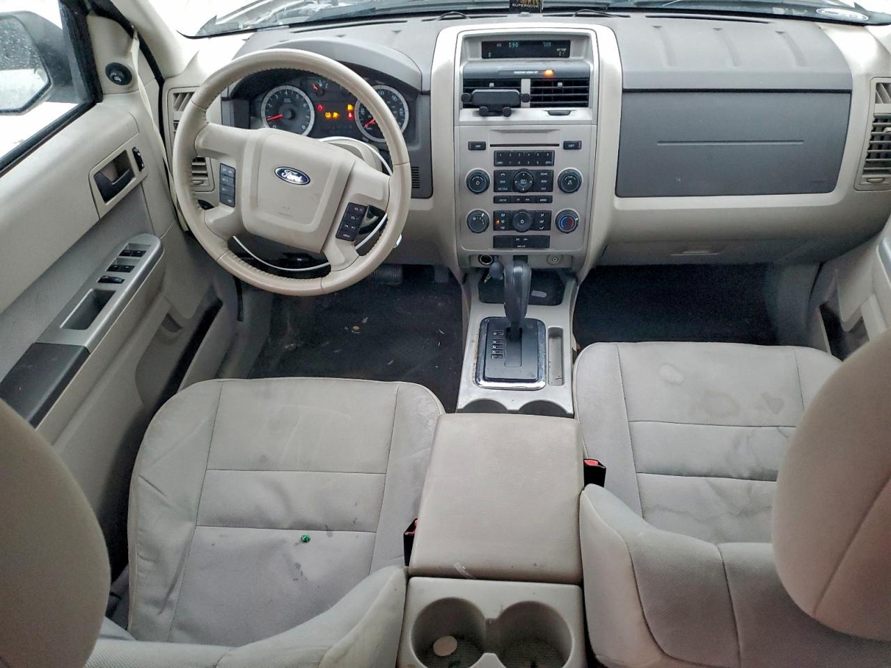 2012 FORD ESCAPE XLT photo 8