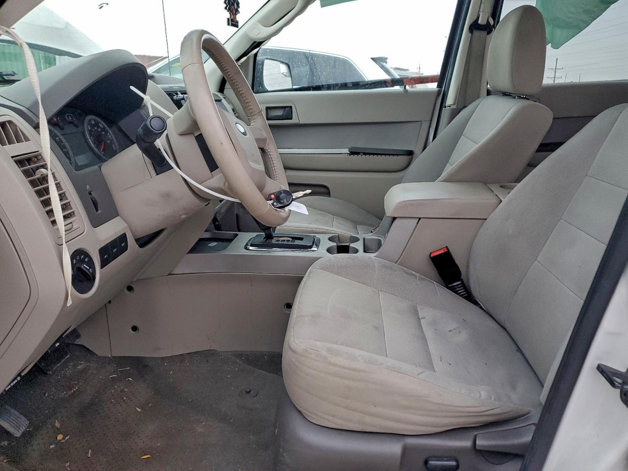 2012 FORD ESCAPE XLT photo 7