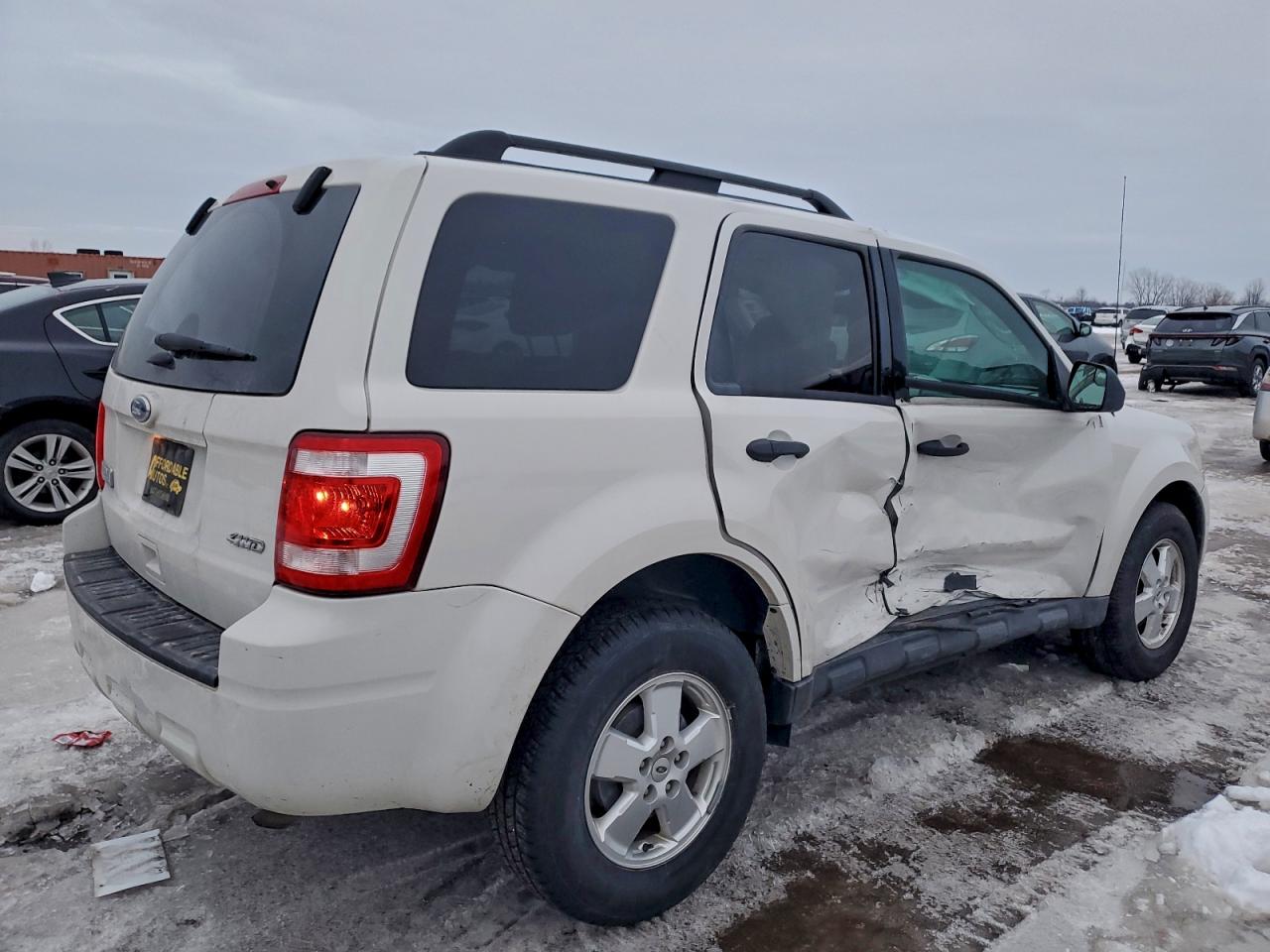 2012 FORD ESCAPE XLT photo 3