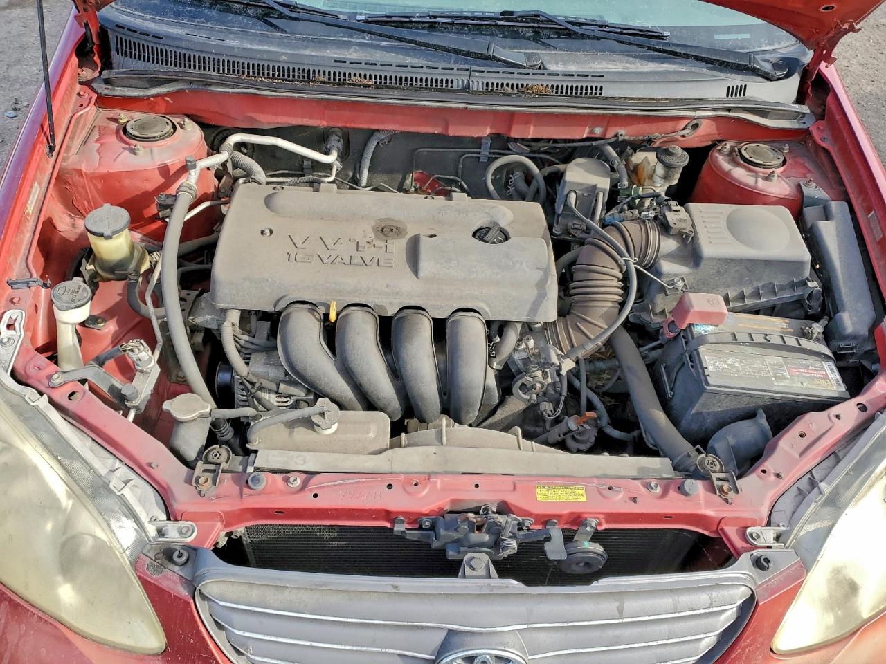2004 TOYOTA COROLLA photo 11