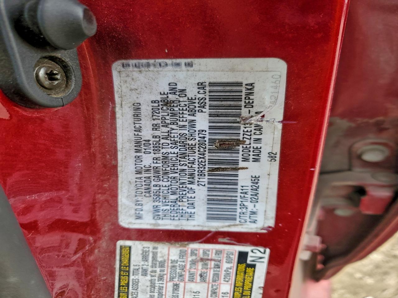 2004 TOYOTA COROLLA photo 12
