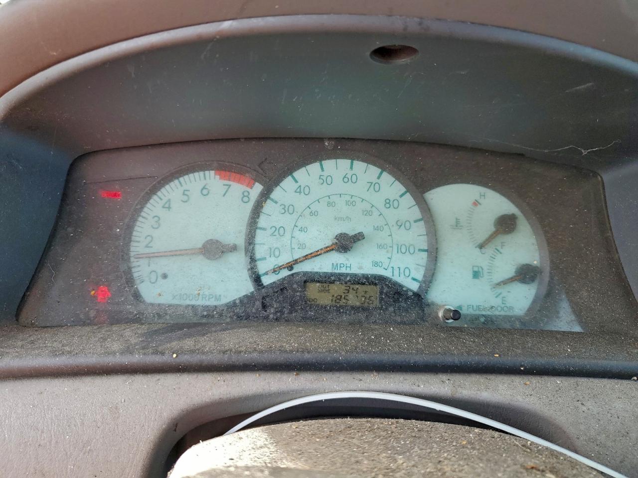 2004 TOYOTA COROLLA photo 9